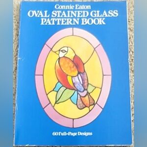 Vintage 1983 Connie Eaton Oval Stained Glass Pattern Book